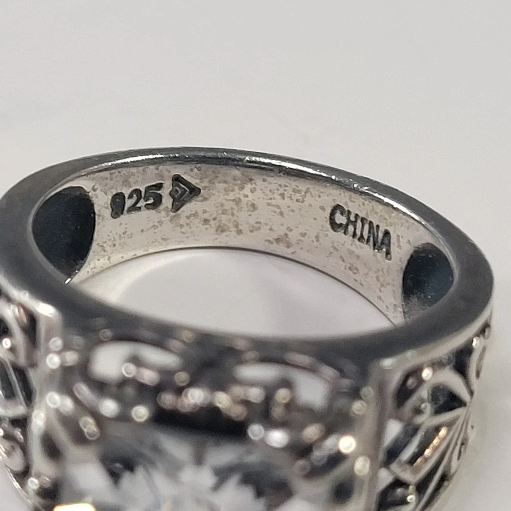 Sterling Silver Gothic Ring Size 7.75 Large Princess Cut Glass Statement‎ Ring